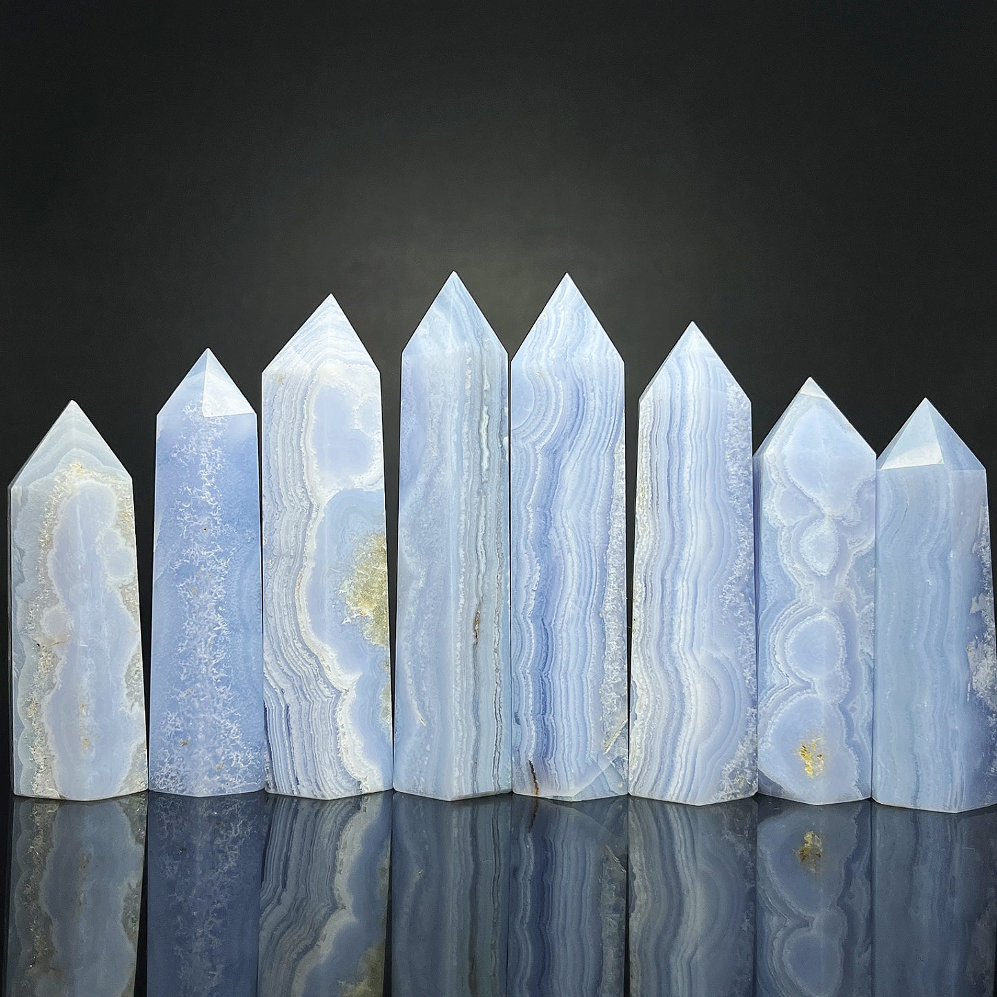 Natural Blue patterned agate single pointed pillar Heal ing Gemstone Home Decor