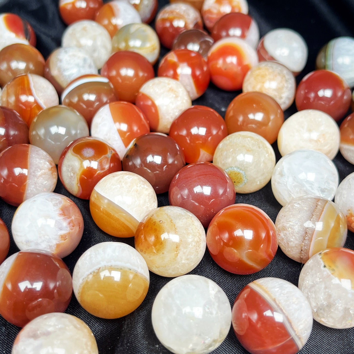 Natural Red wrapped agate ball Heal ing Gemstone Home Decor