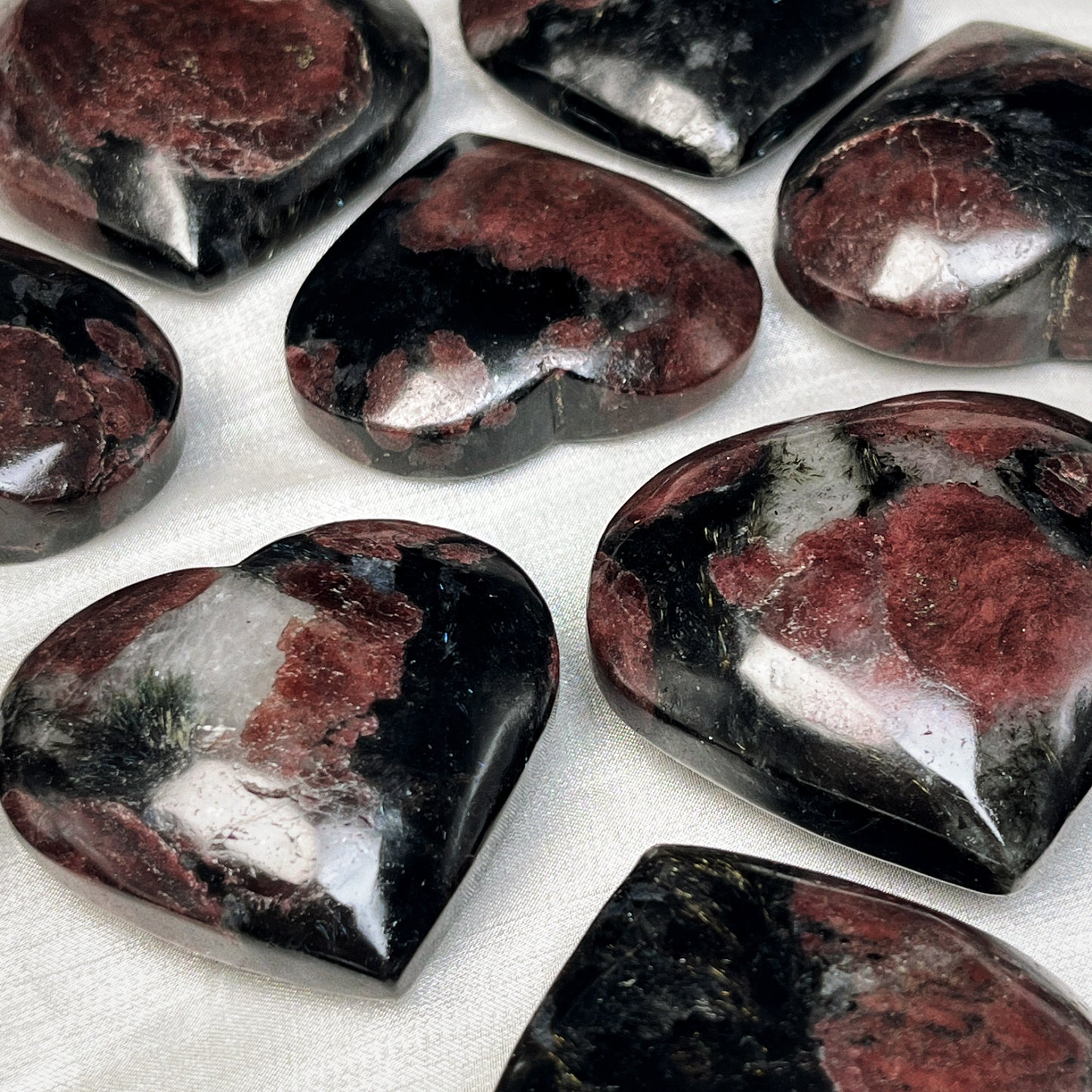 Natural Garnet carved heart Heal ing Gemstone Home Decor