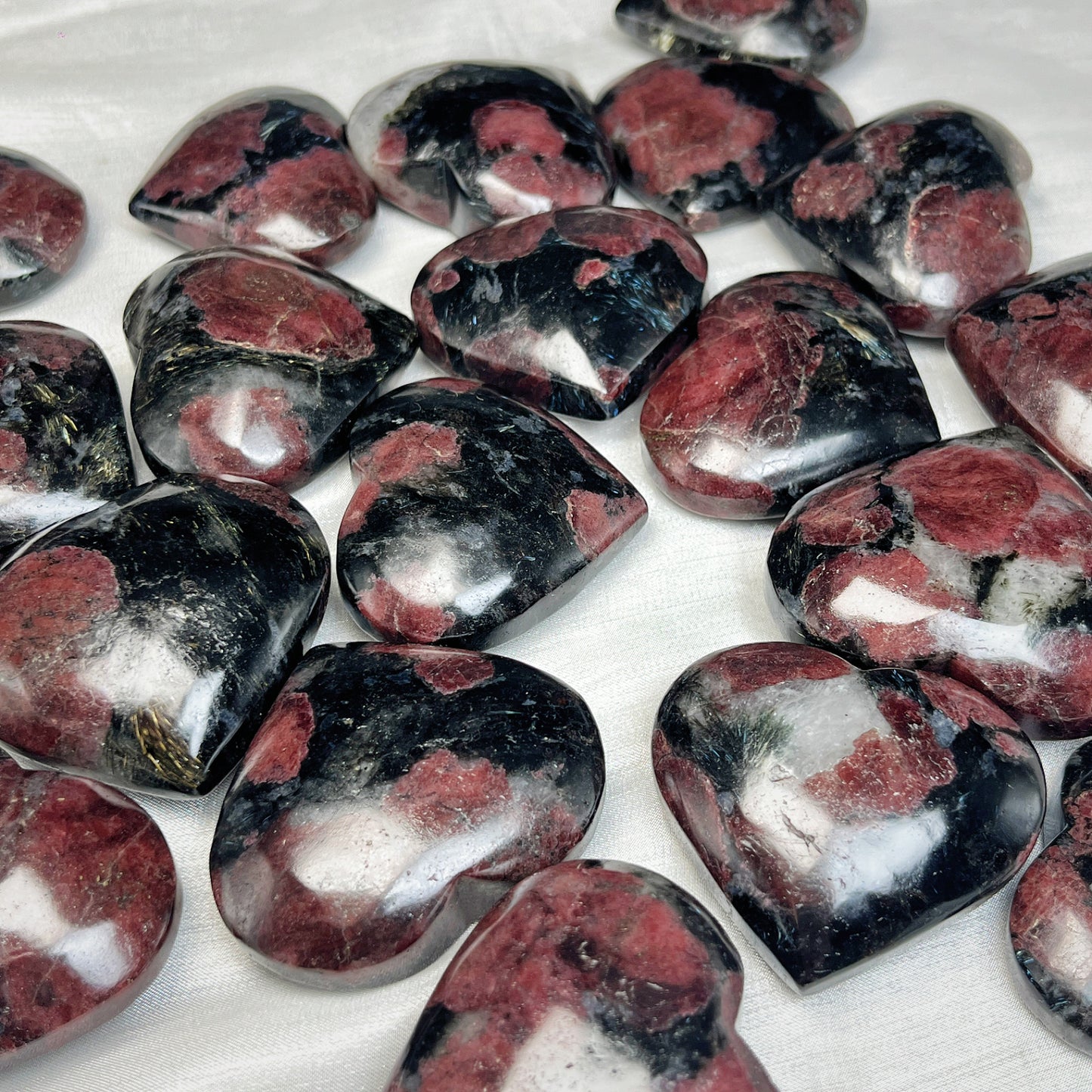 Natural Garnet carved heart Heal ing Gemstone Home Decor