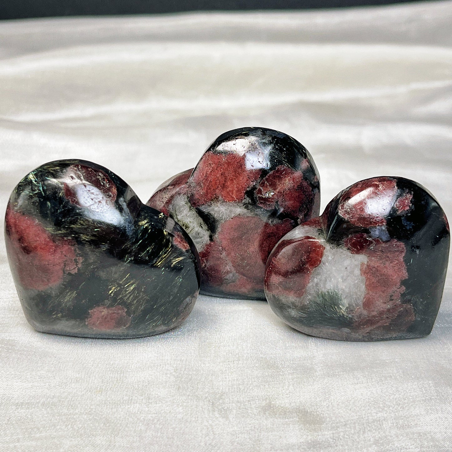 Natural Garnet carved heart Heal ing Gemstone Home Decor
