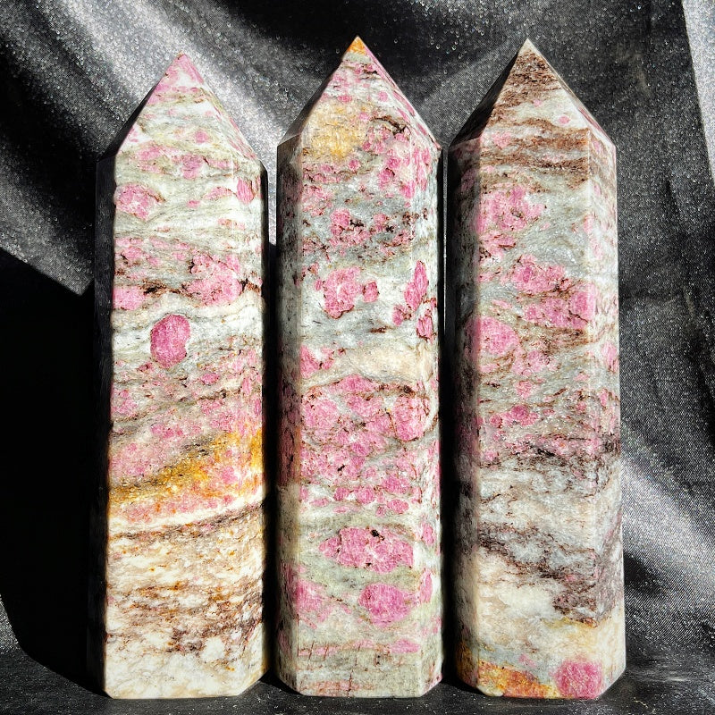 Natural Red Treasure Thousand Layer Stone Pillar Heal ing Gemstone Home Decor