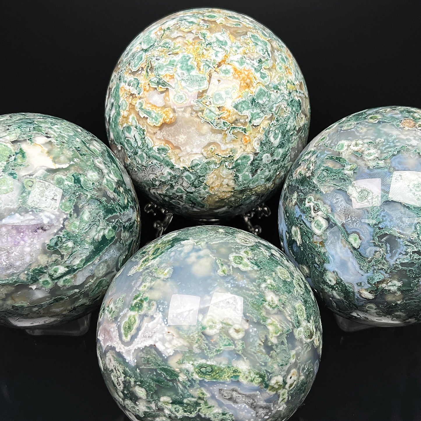 Natural Pink fluorescent agate ball Heal ing Gemstone Home Decor