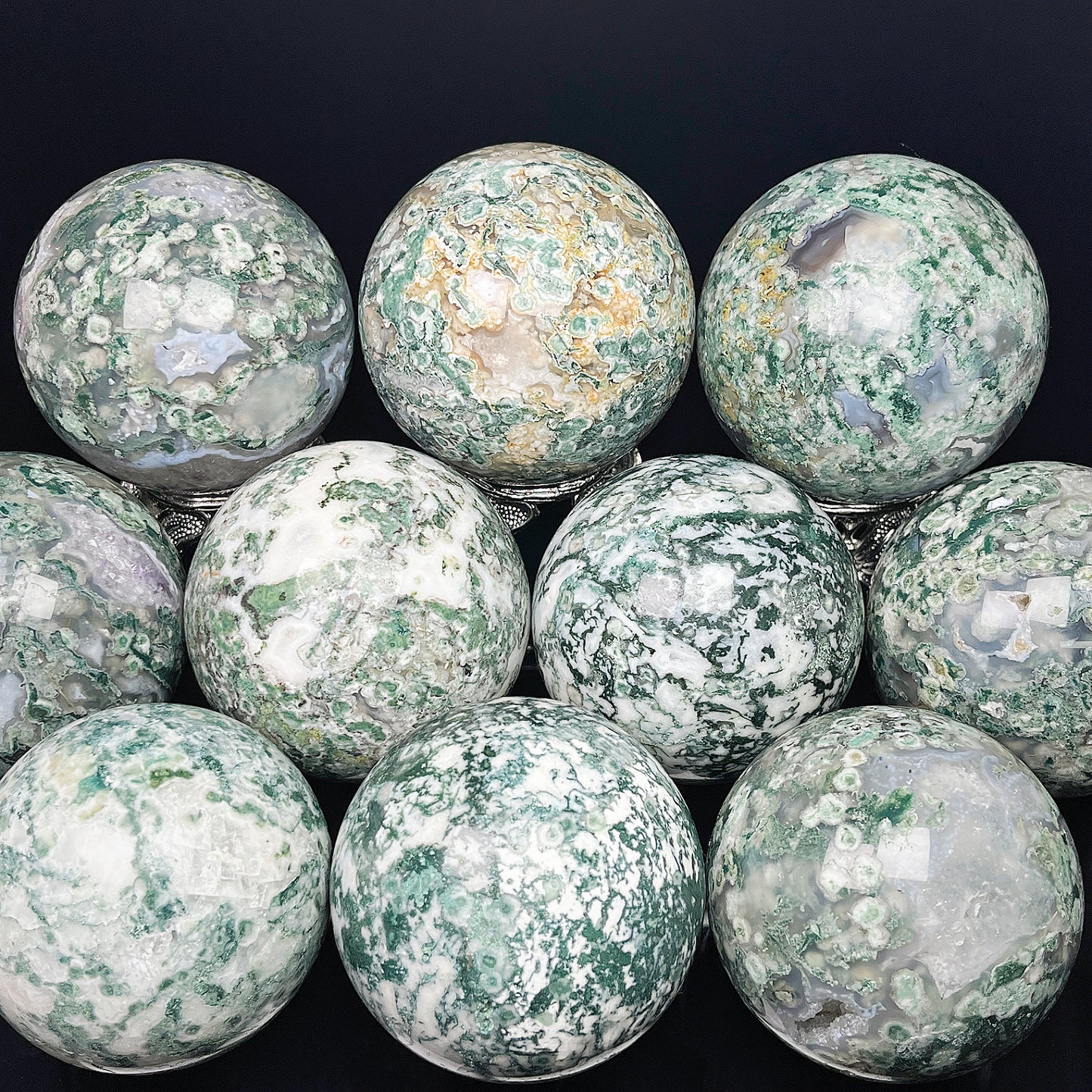 Natural Pink fluorescent agate ball Heal ing Gemstone Home Decor