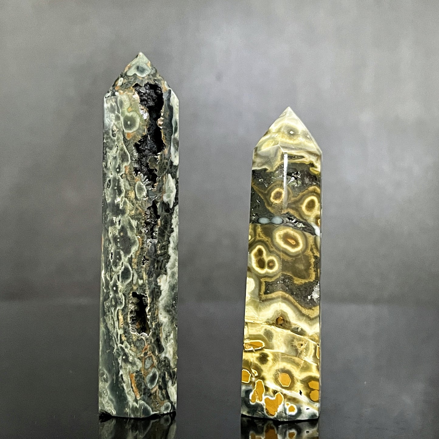 Natural Ocean jade single pointed pillar Heal ing Gemstone Home Decor