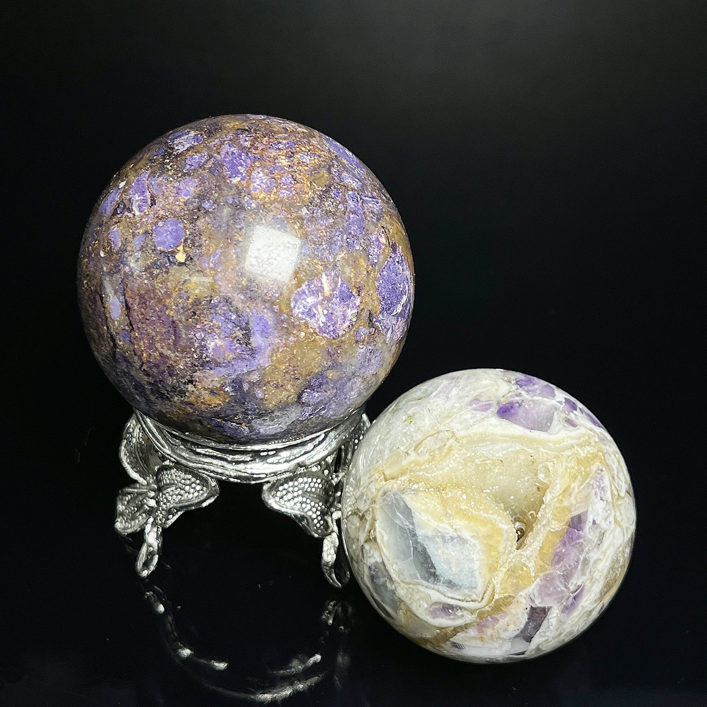 Natural Purple fluorite root stone ball Heal ing Gemstone Home Decor