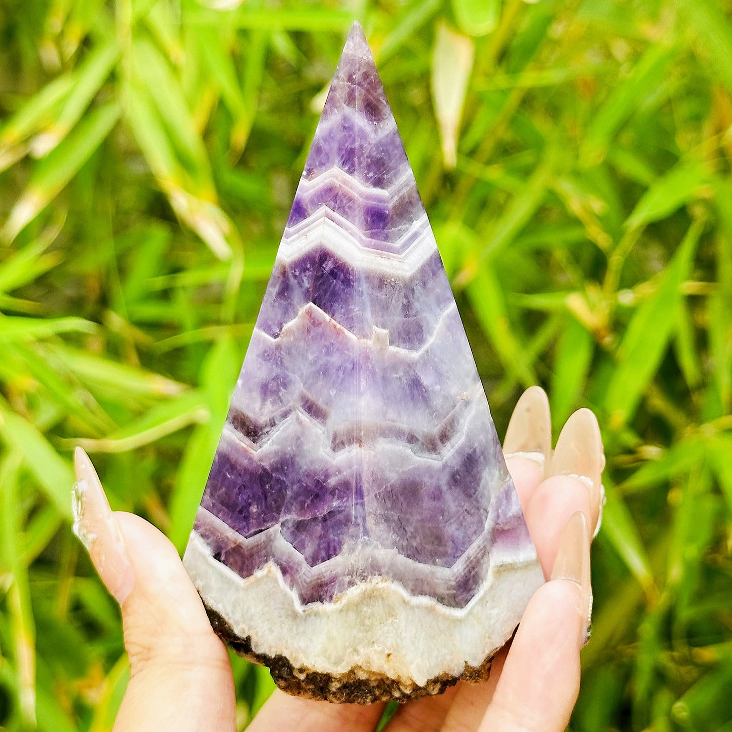 Natural Amethyst Pyramid Heal ing Gemstone Home Decor
