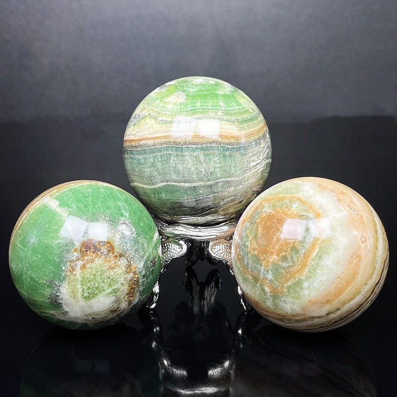 Natural Green Caribbean Ball Heal ing Gemstone Home Decor