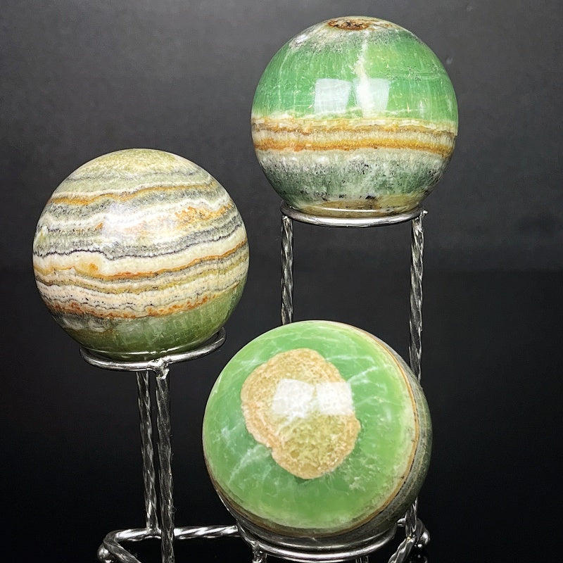 Natural Green Caribbean Ball Heal ing Gemstone Home Decor