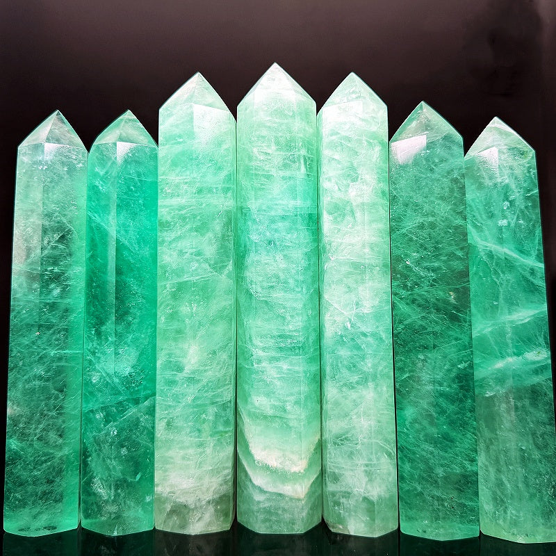 Natural Green Firefly Stone Pillar Heal ing Gemstone Home Decor