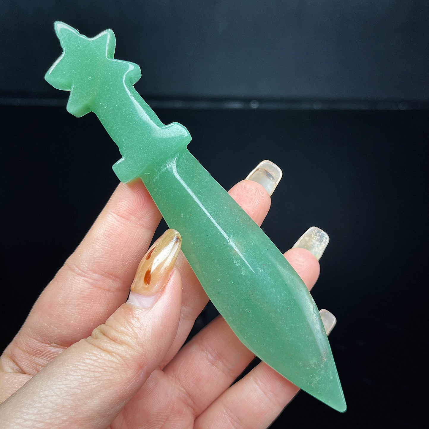 Natural Mixed material carving dagger Heal ing Gemstone Home Decor