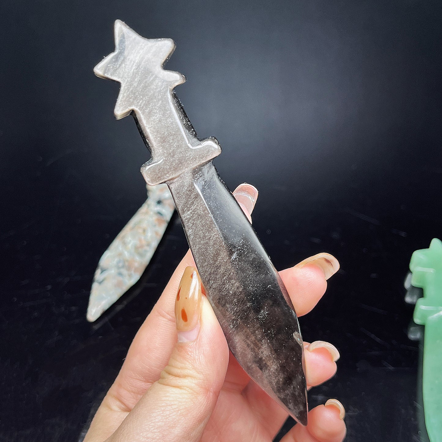 Natural Mixed material carving dagger Heal ing Gemstone Home Decor