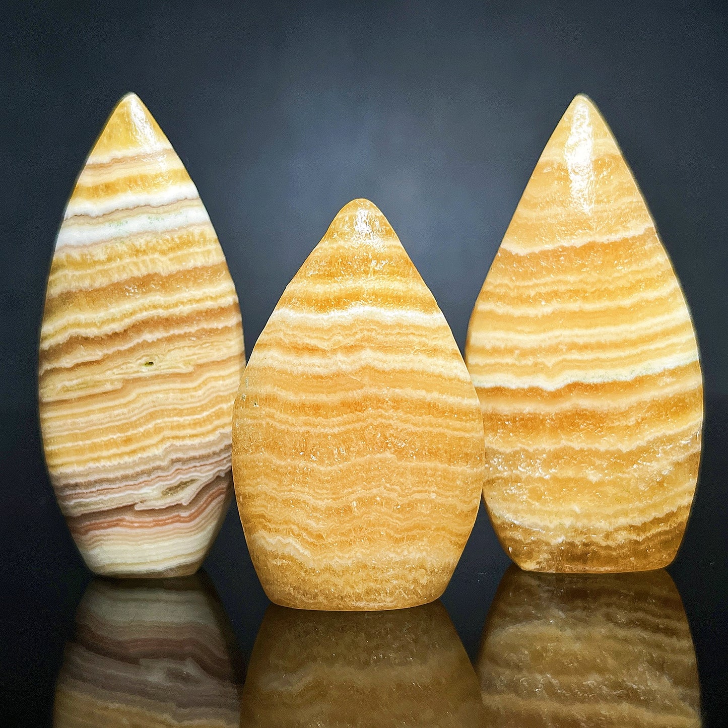 Natural Huang Fangjie ornament Heal ing Gemstone Home Decor