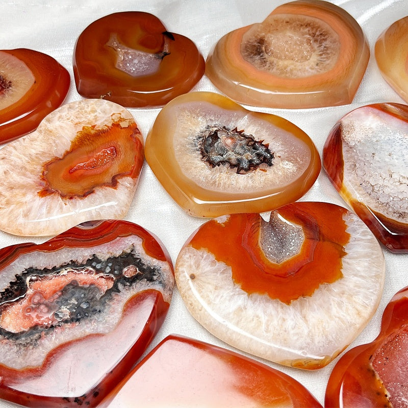 Natural Crystal Cave Red Agate Love  Heal ing Gemstone Home Decor