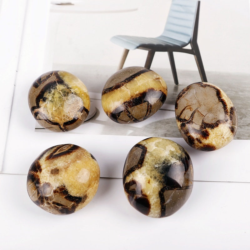 Natural Playing with turtle shaped stones and rolling stones  Heal ing Gemstone Home Decor gift
