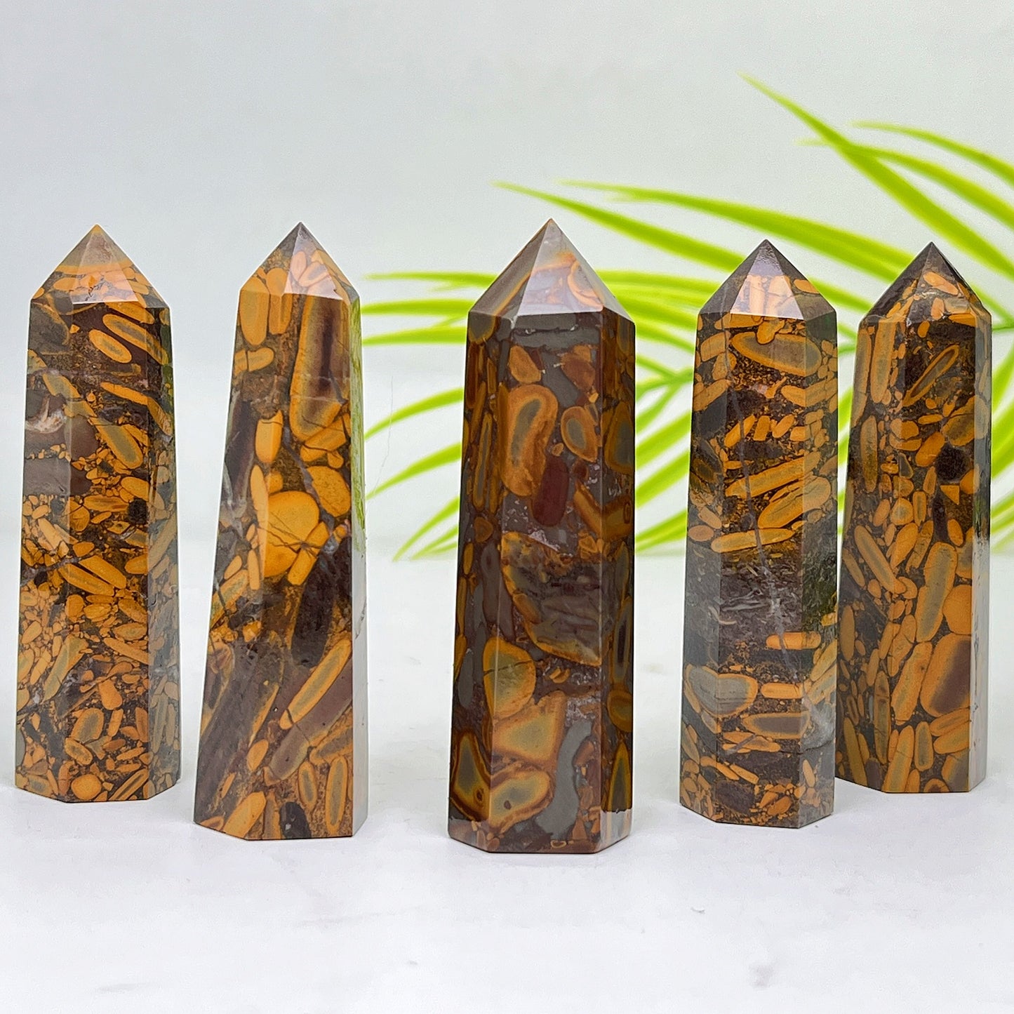 Natural Bamboo leaf green single pointed pillar Heal ing Gemstone Home Decor