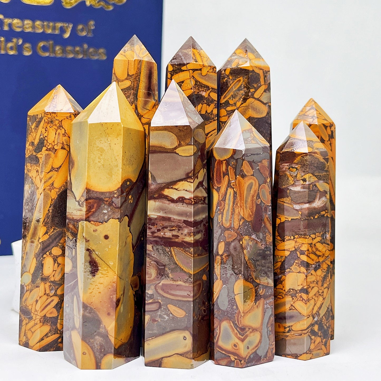 Natural Bamboo leaf green single pointed pillar Heal ing Gemstone Home Decor